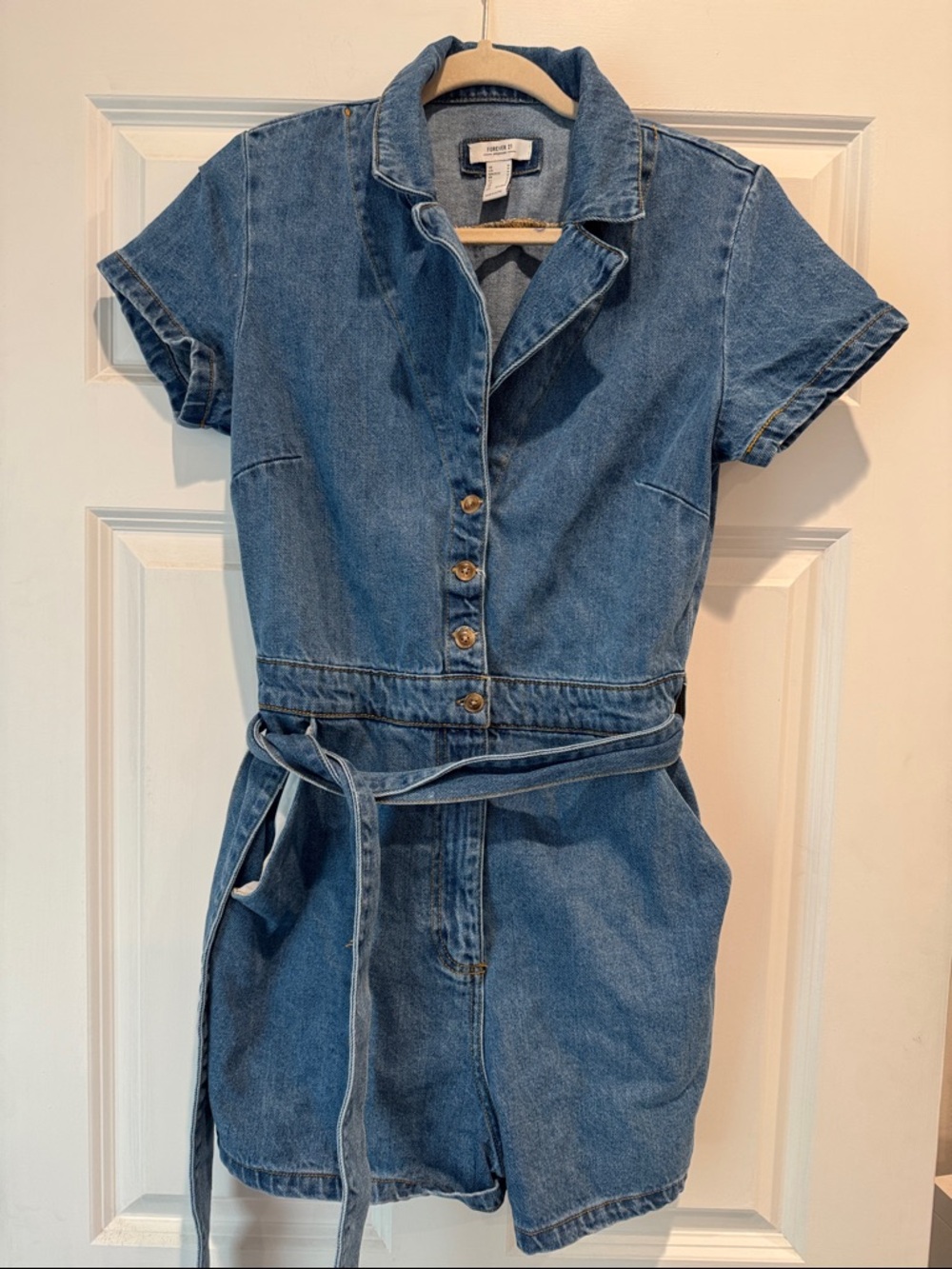 Forever 21 Light Wash Denim Button-Up Shirt Jacket